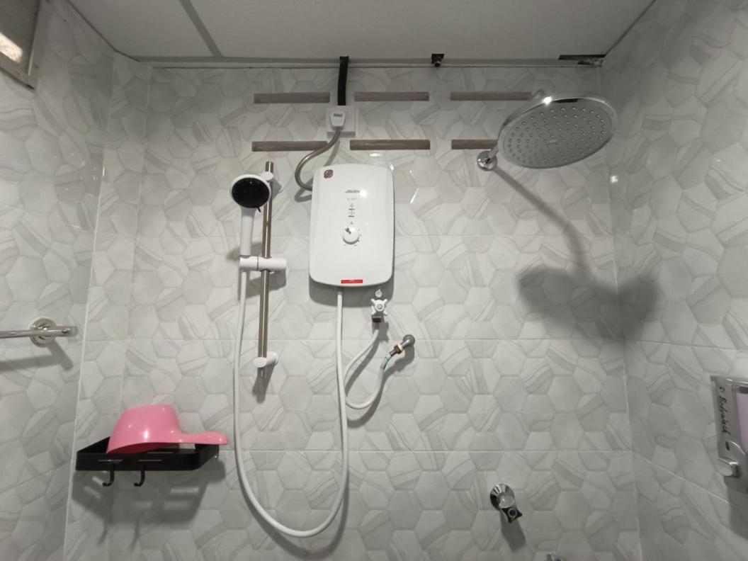 Roomstay Nimaza Bilik 1 Marang Buitenkant foto