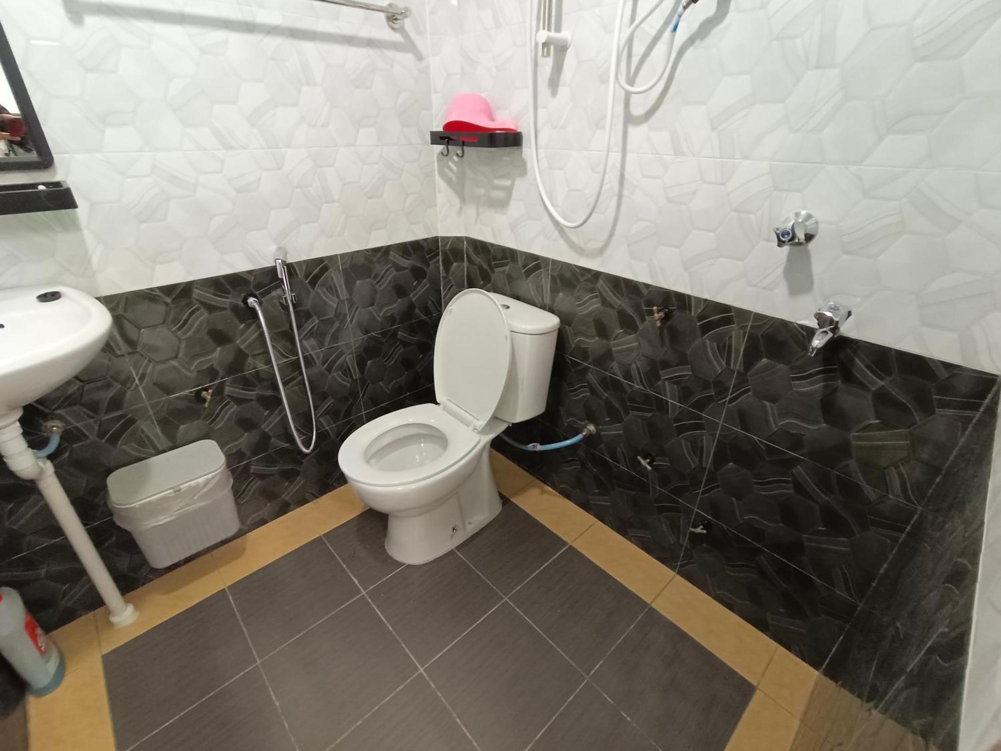 Roomstay Nimaza Bilik 1 Marang Buitenkant foto