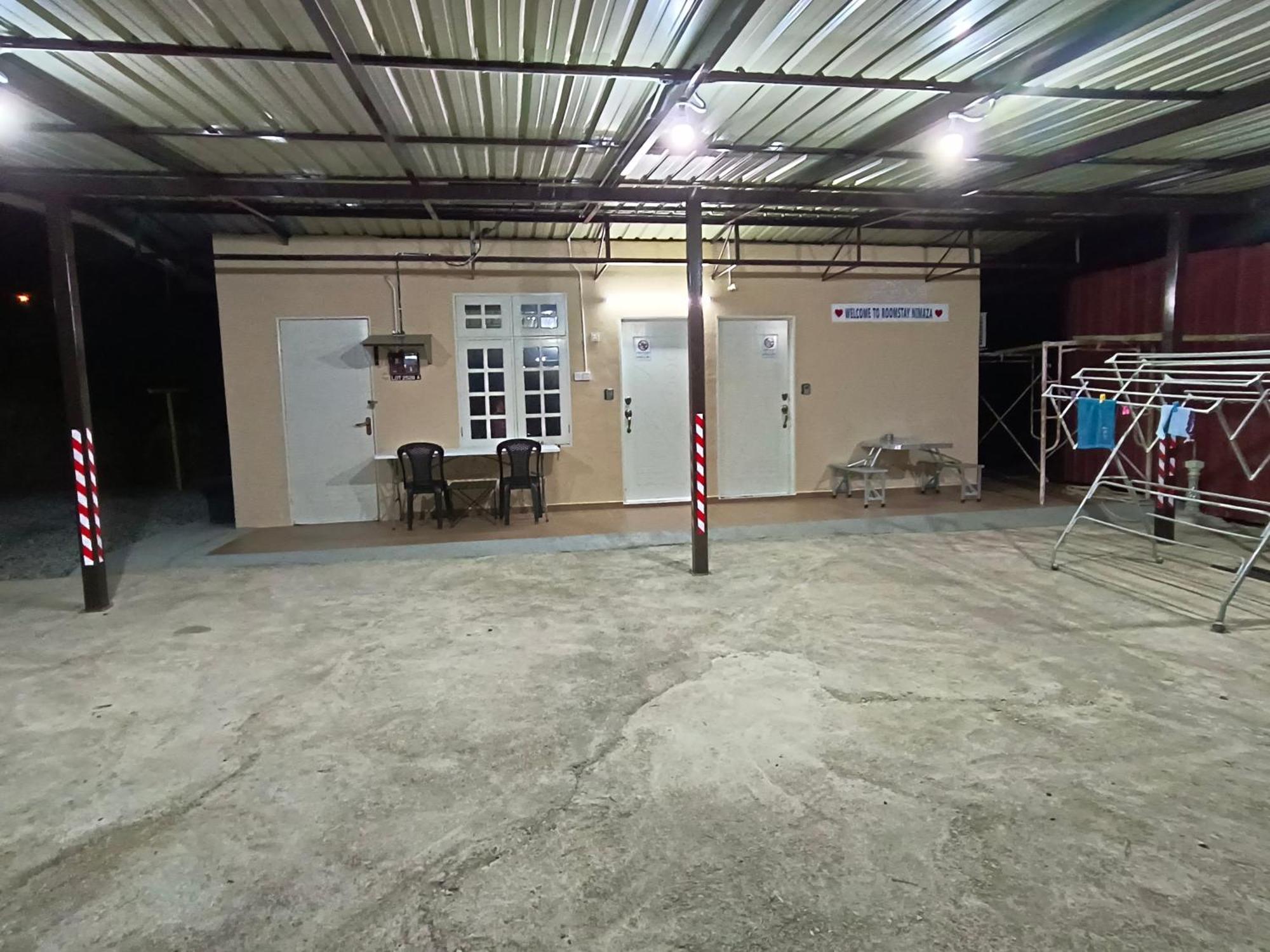 Roomstay Nimaza Bilik 1 Marang Buitenkant foto